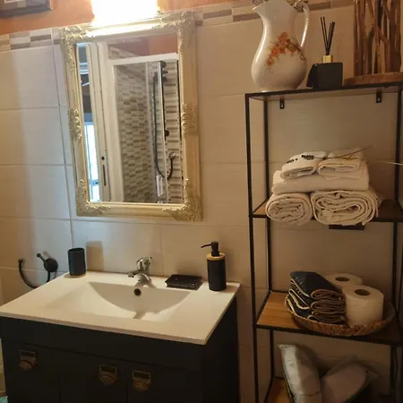 Cascina Rocchino Bed & Breakfast 3*